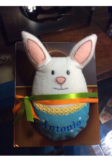 Hop032 - Stuffed Easter Egg bunny